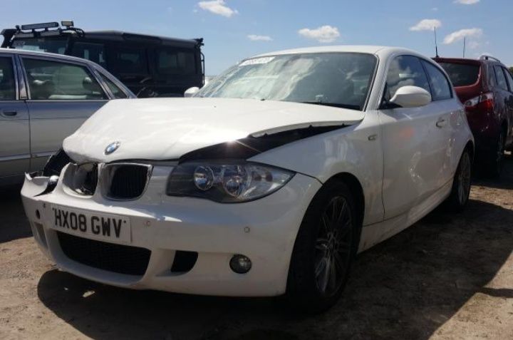 BMW E87 E81 M-pakiet ALPINWEISS III (300) Maska Zderzaki Błotniki Drzw