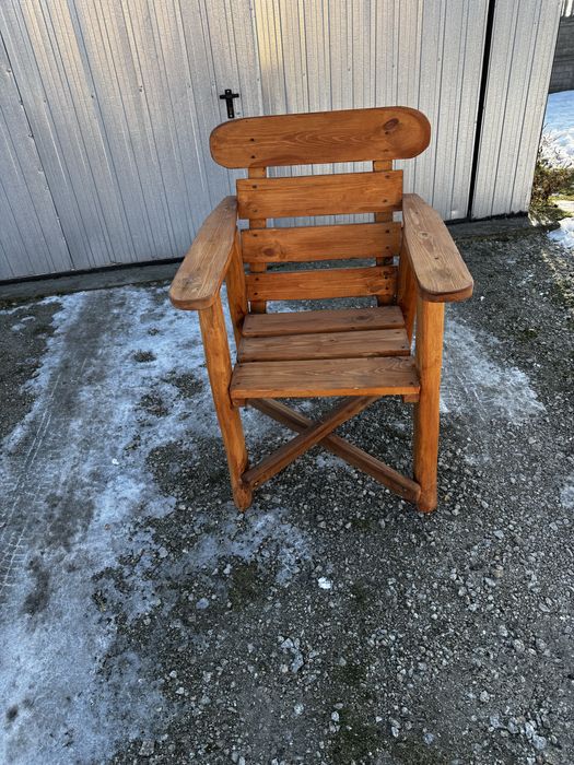 Krzeslo drewniane solidne