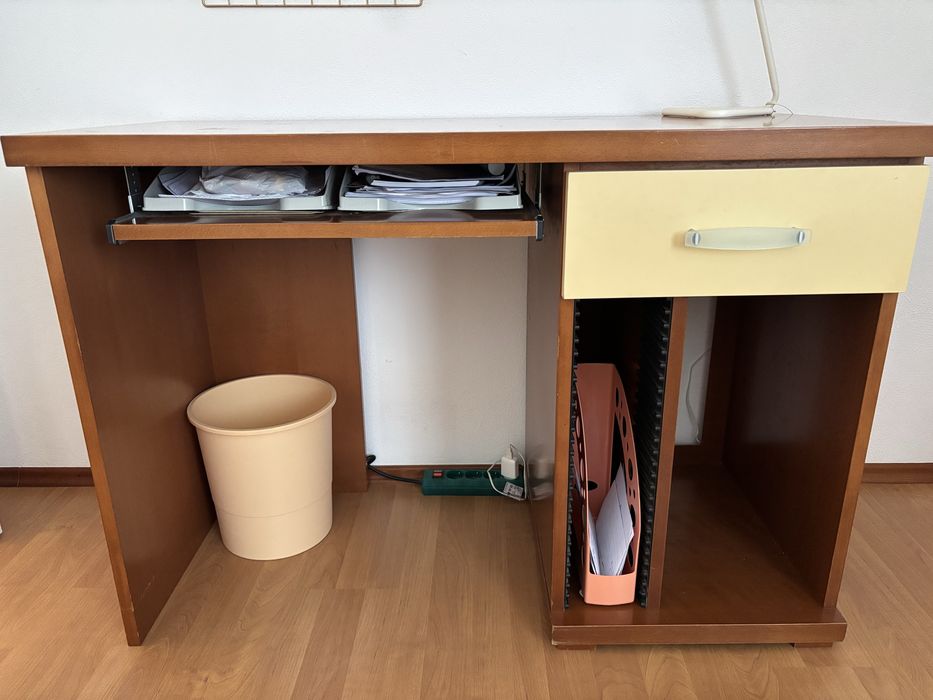 Mobilia de quarto solteiro completa em cerejeira