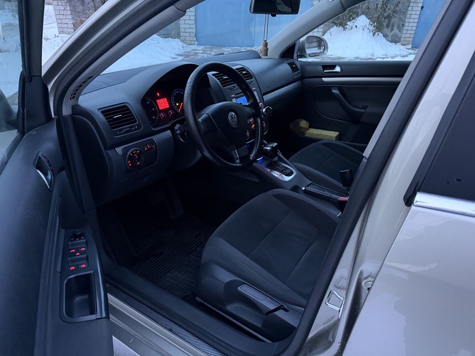 Volkswagen Гольф 5 Автомат 2л Дизель