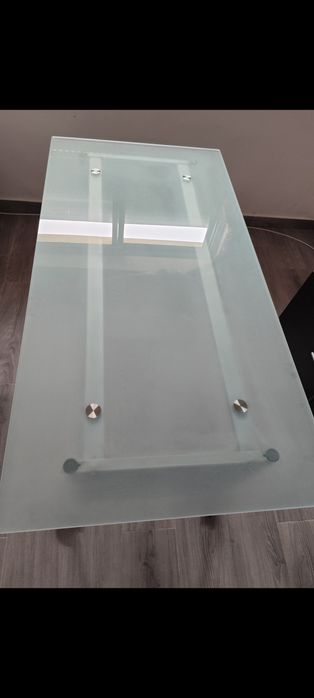 Used desk but in good condition64309665149185120