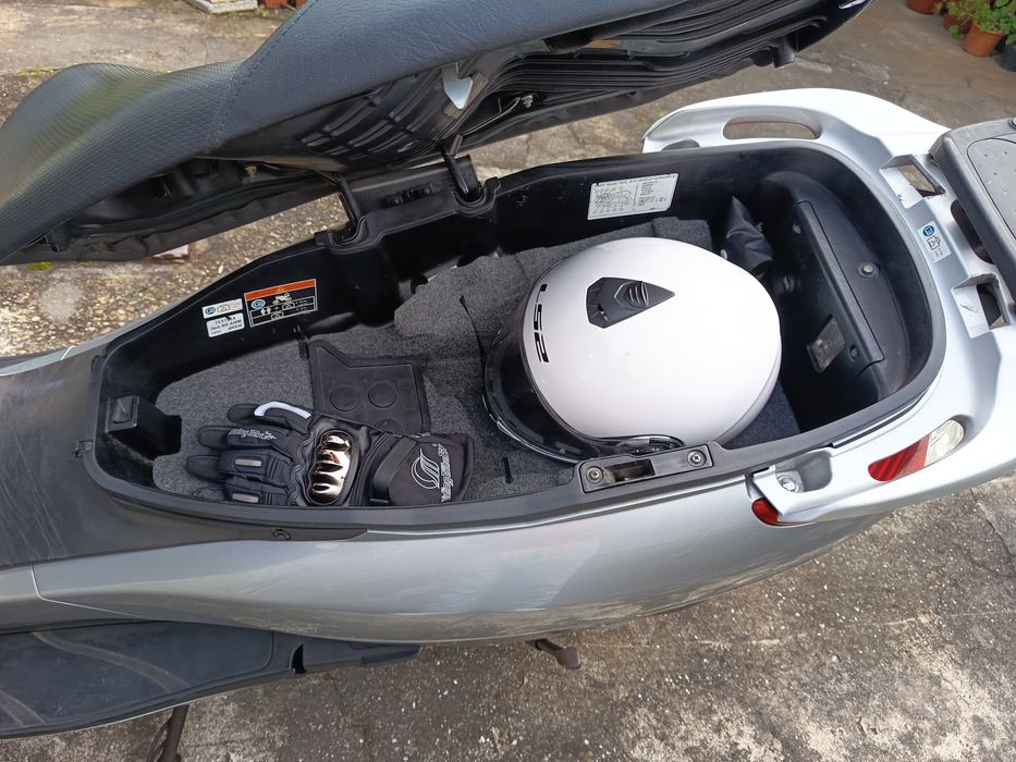 Honda s wing 125cc 1500€