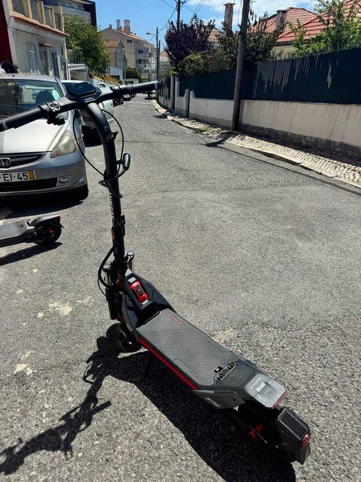 Trotinete Elétrica Segway ZT3 Pro