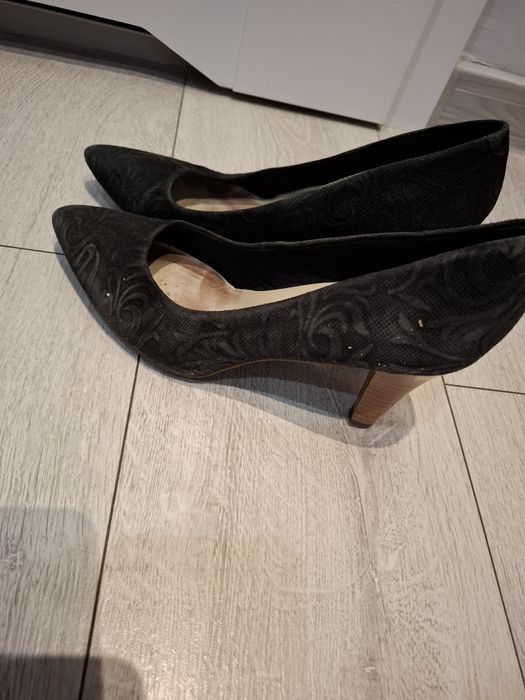 Czarne szpilki 5th Avenue