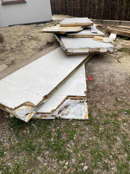 Oddam plyty  ze styropianem w srodku z rozbiorki