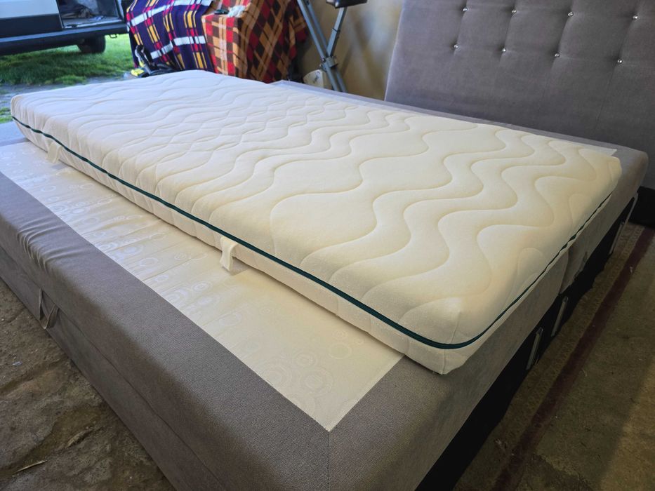 Materac 90 x 200, wysokość 16 cm, wyprany