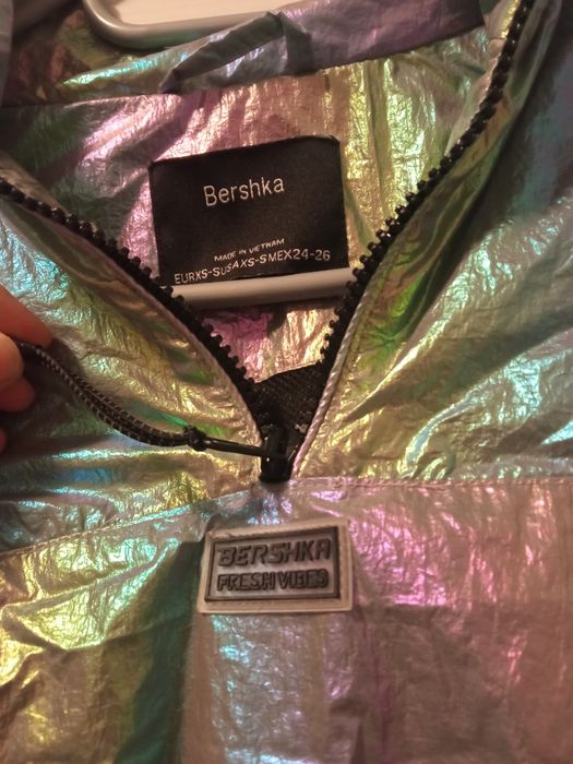 Krótka kurtka Bershka