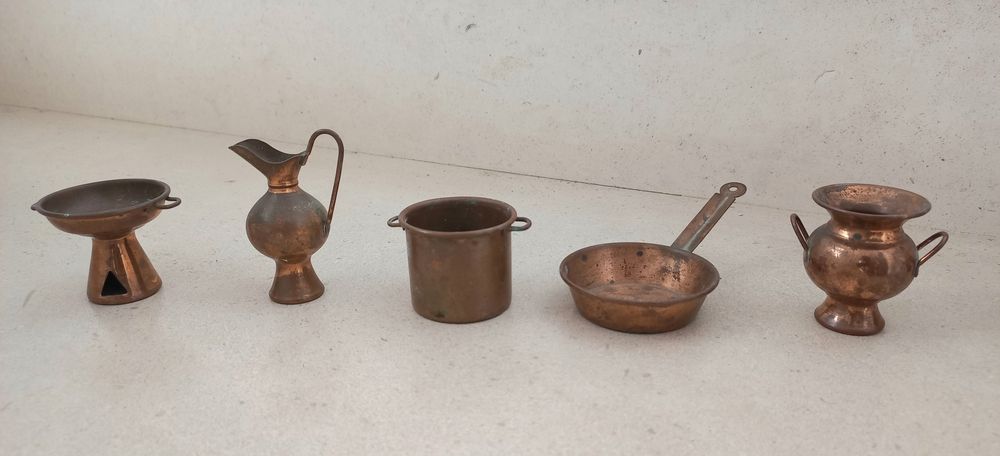 Conjunto de utensilios miniatura em Latão