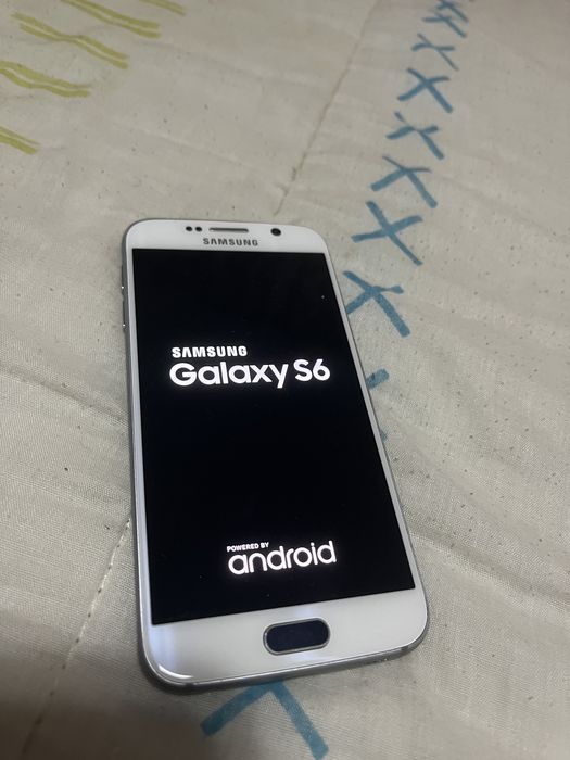 Samsung  Galaxy  J6