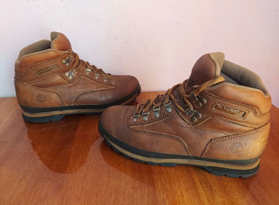 Черевики timberland оригінал 

Розмір по бірці : 8m наш 41р
Будуть ком