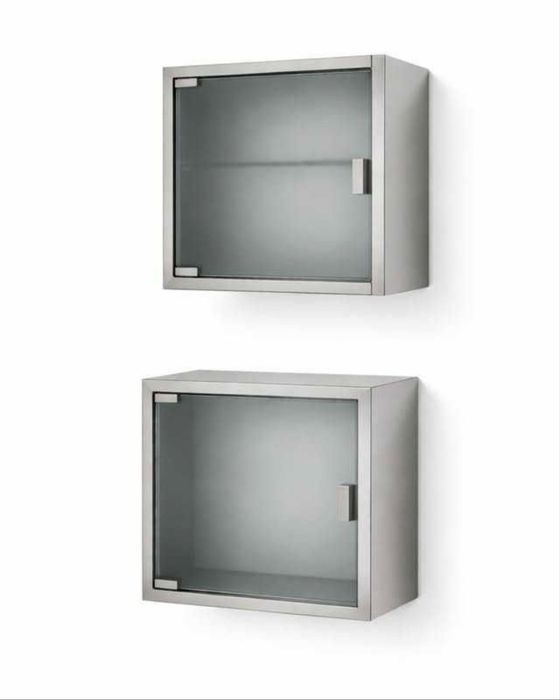 Dois armarios em inox e vidro fosco
