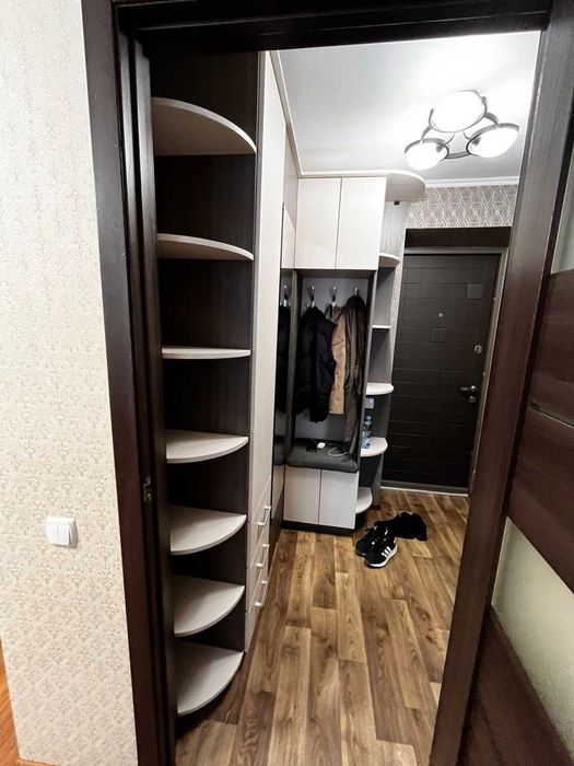 Продам 1 комнатную квартиру в отличном состоянии