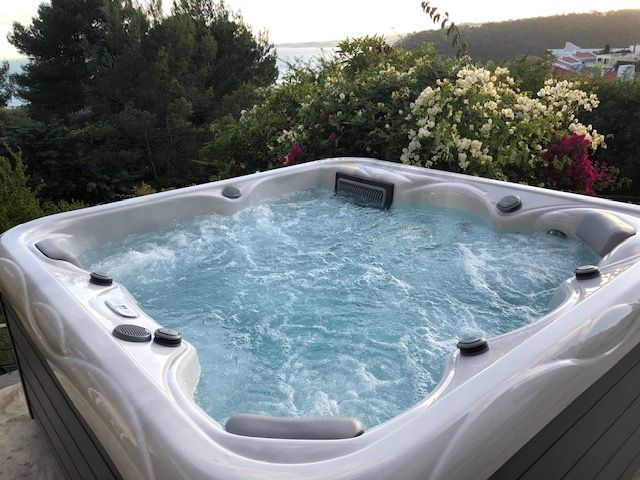 Spas desde 4.489,00€ - Grande oportunidade de Natal - Mergulho Salgado