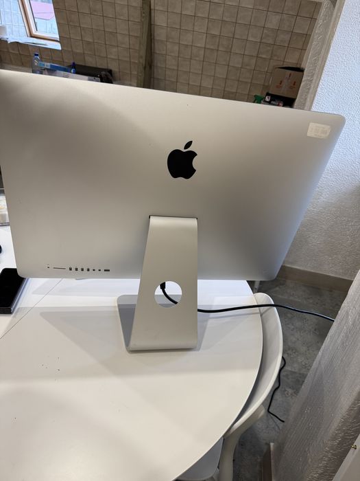 Продам iMac Retina 5K, 27-inch, Late 20151