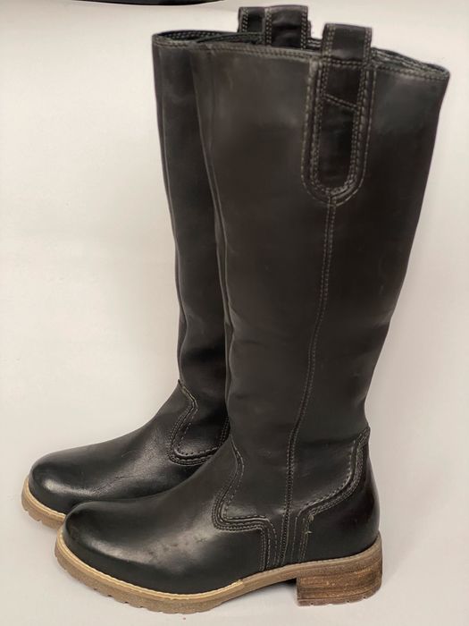 жіночі шкіряні чоботи бренду Pier One