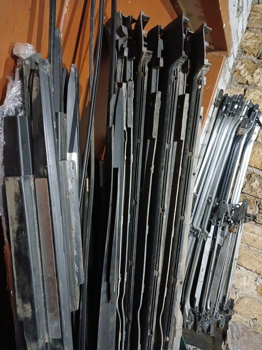 Продам накладки на пороги ауди а6с5 олроуд