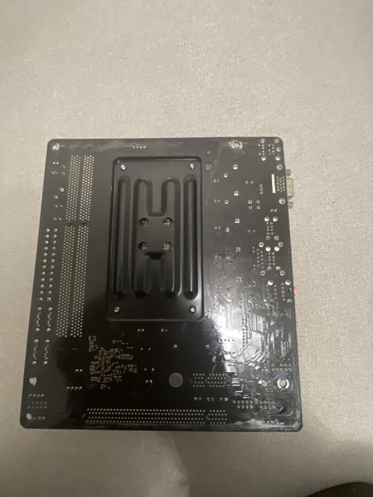 Комплект ASRock FM2A58M-VG3+A4-4000 Box (0762)