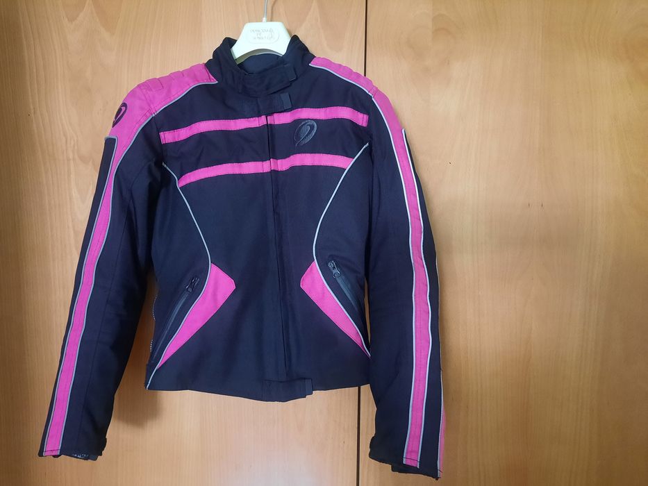 Casaco de motard feminino, tamanho M, da Caparica Peles.