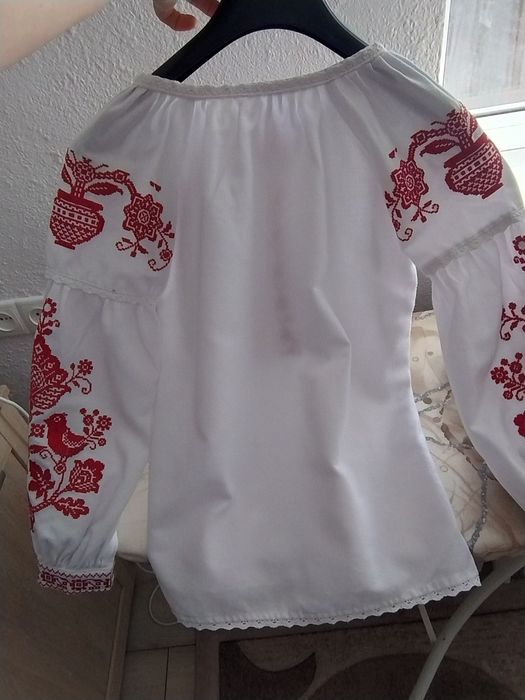 Вишиванка для дівчинки 9-11 років