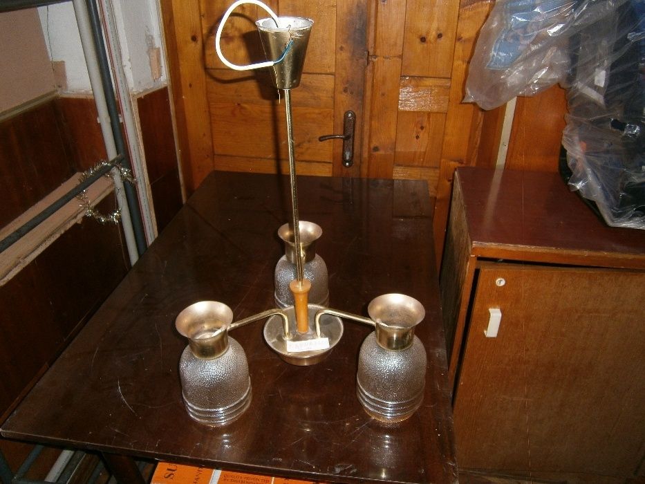 люстра для комнаты. продам.