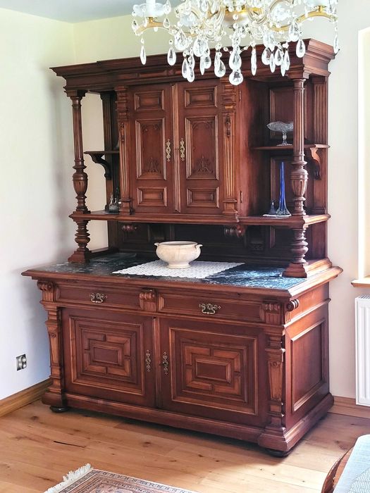 Kredens Orzechowy Eklektyk