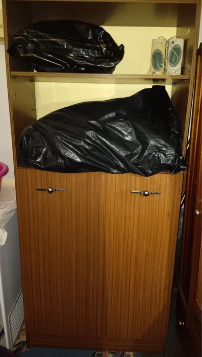 Móvel com cama embutida