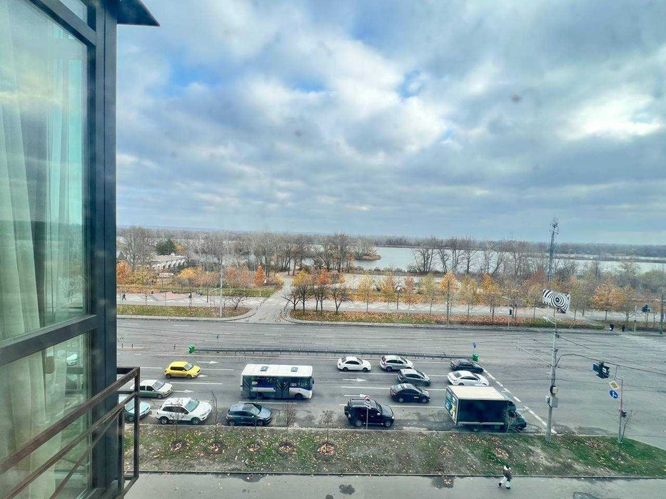 Продам 4 х кімнатну квартиру 3 окремі спальні River Park Видова 87 м2