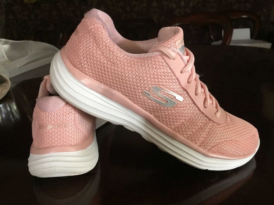Skechers Lite weight 37/24cm