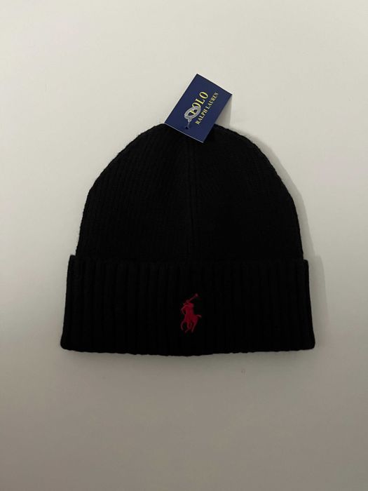 Czarna czapka Ralph Lauren z czerwonym logo