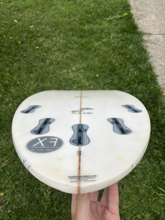 Prancha de surf LSD 6’0