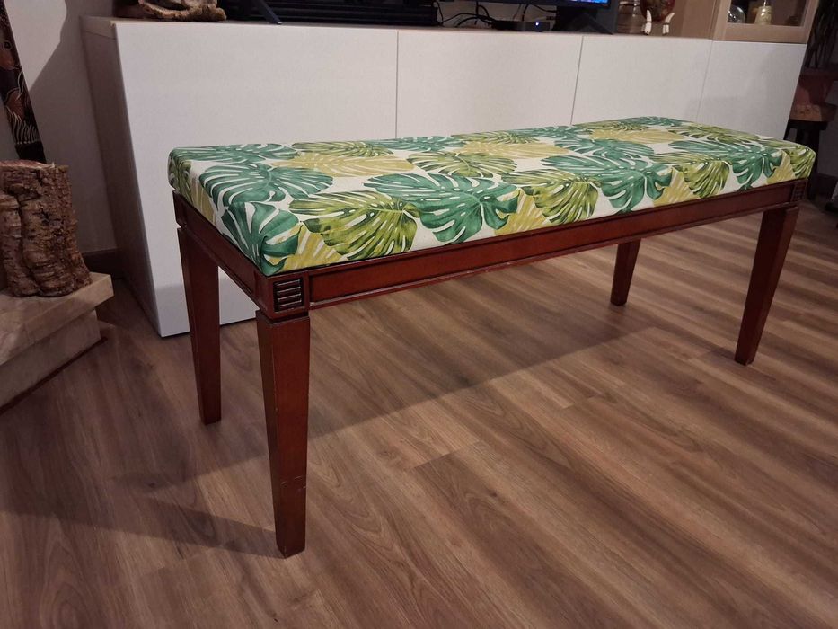 Banco de apoio para sala ou quarto