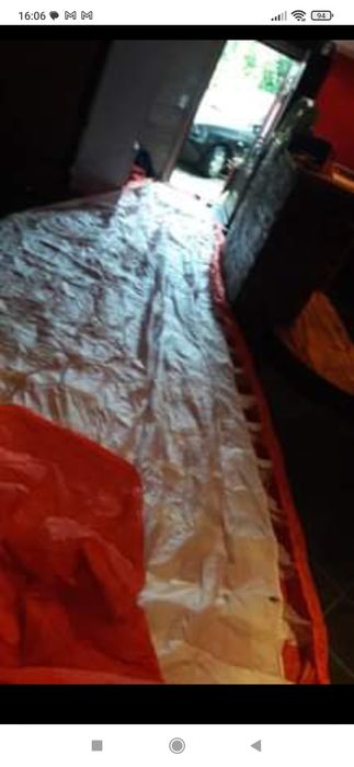 Asa de parapente e paramotor