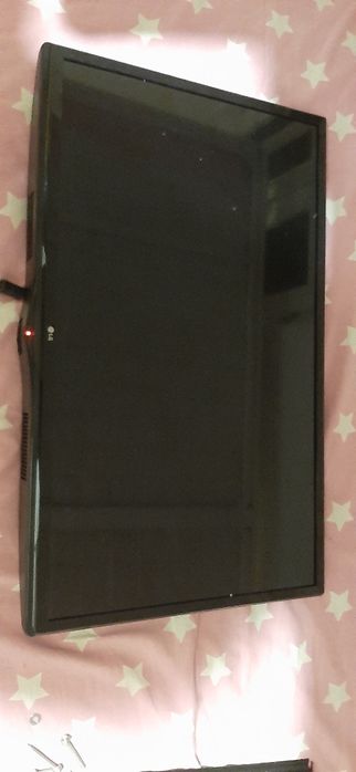 Vendo televisão LG