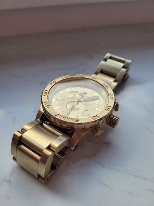 Zegarek Nixon 51-30 złoty oryginalny