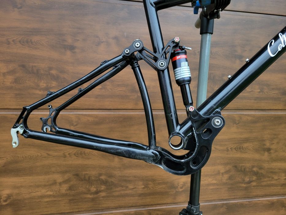 Двохпідвісна рама Celtic Cudes 26