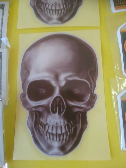 Наклейка на Авто 100 Долларов, Череп, Lucky Strike