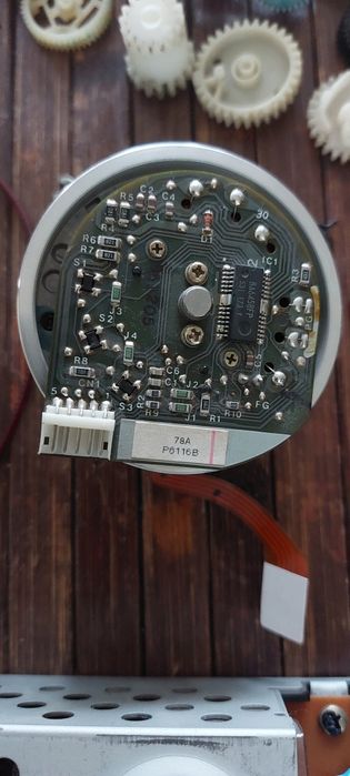 Запчастини до відеомагнітофона