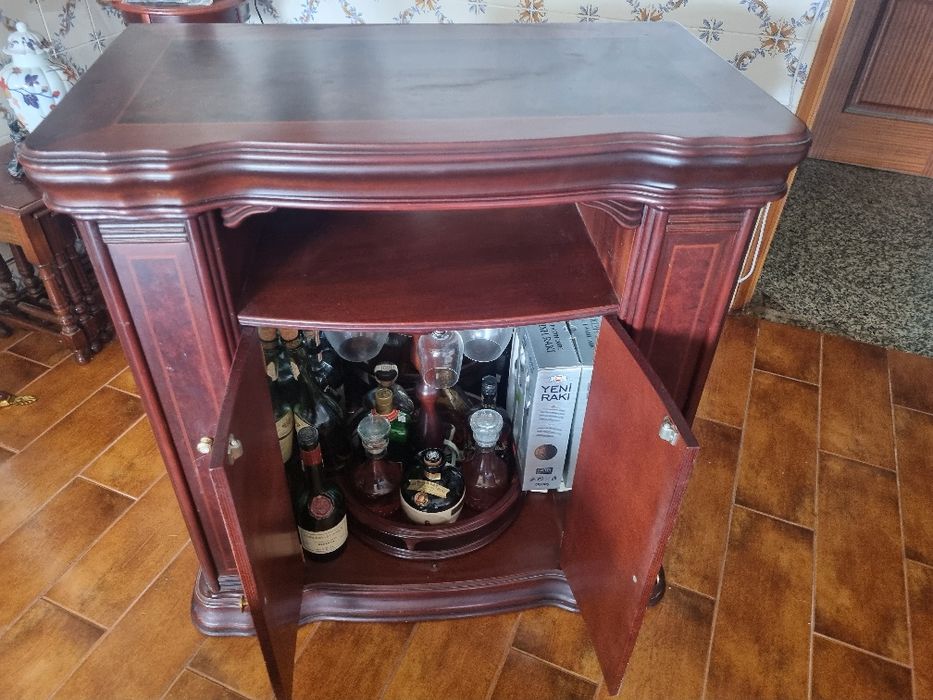 Vendo Movel Tv e Bar