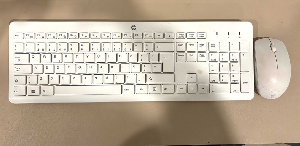 HP Conjunto Teclado e Rato sem Fios 230, Branco
