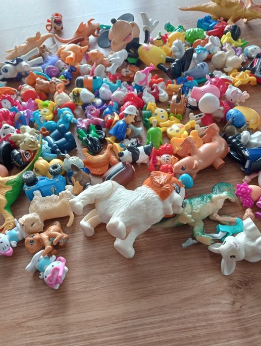Figurki dla dzieci ponad 120 sxtuk