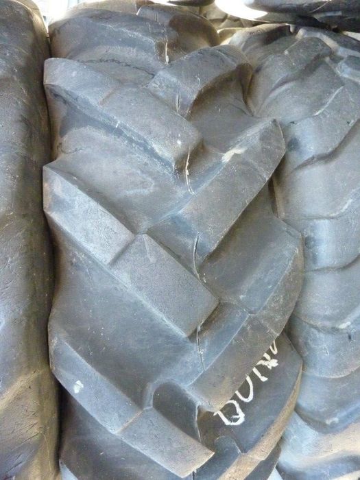 Opona używana przemysłowa 12.5-20 12.5R20 DUNLOP SPT9; 500zł W28