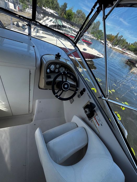 Łódź motorowa Glastron 249 cruiser kabinowa Bayliner Sea ray Rinker