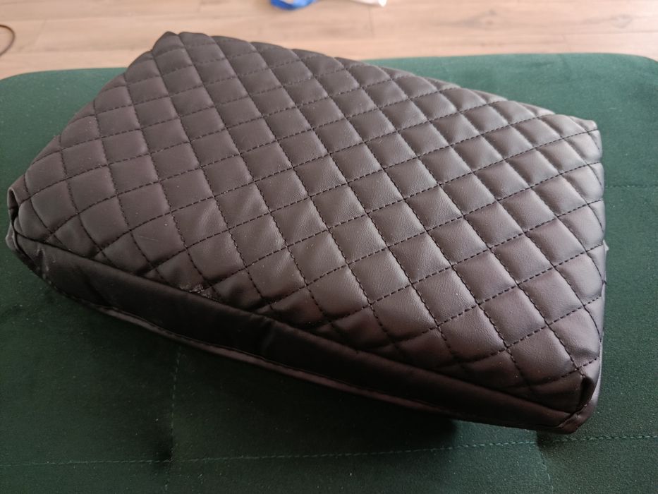 Pokrowiec na podłokietnik Tesla