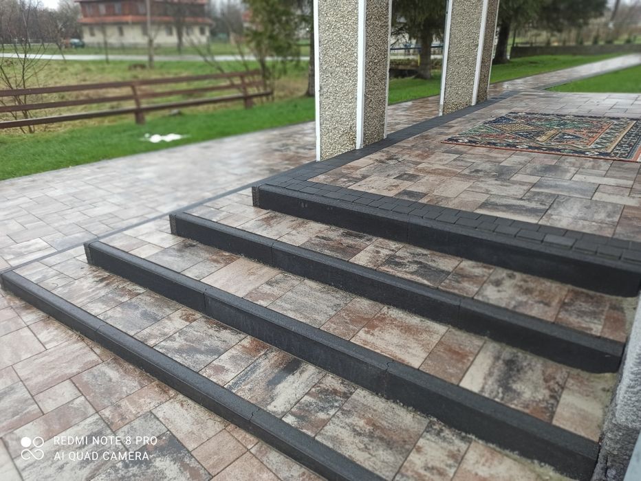 Встановлення  бруківки