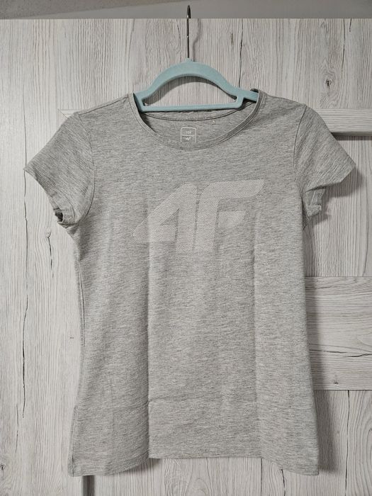 Koszulka 4F rozm. 164 XS