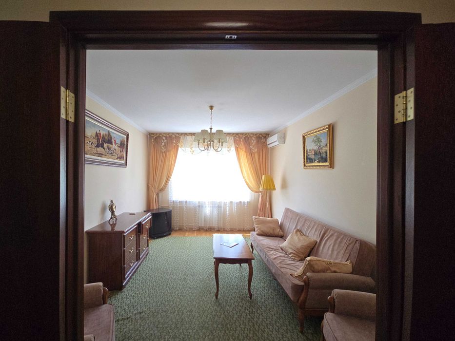 Оболонь. Здаю 2-кімн. затишну квартиру 60 м², 2 пов. 16-пов. будинку, Героїв Дніпра - 32/Г, поруч, 5 хвилин, станція метро