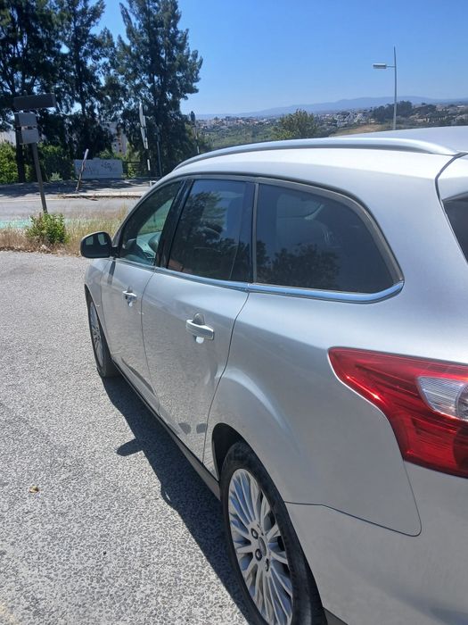Carrinha Ford focus - bom estado e revisões em dia