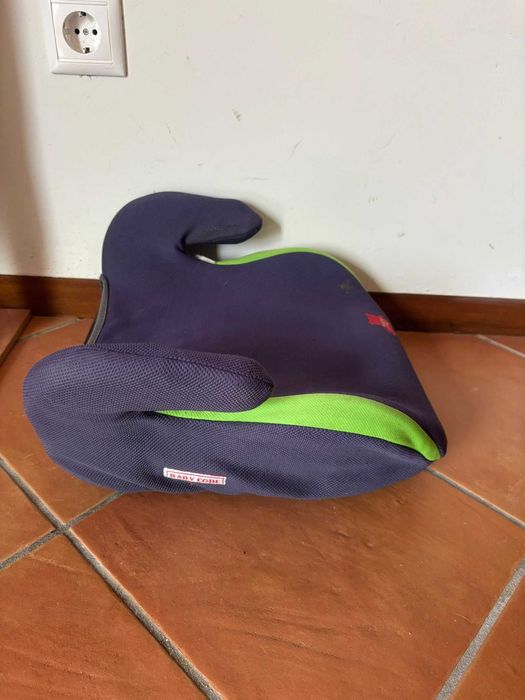 2 cadeiras de segurança para bebé carro