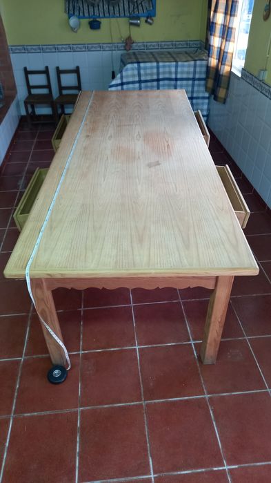 Mesa de Jantar Rústica em Madeira + 6 Cadeiras