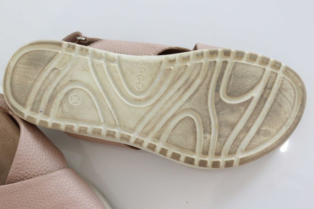 ECCO skóra bez wad 36